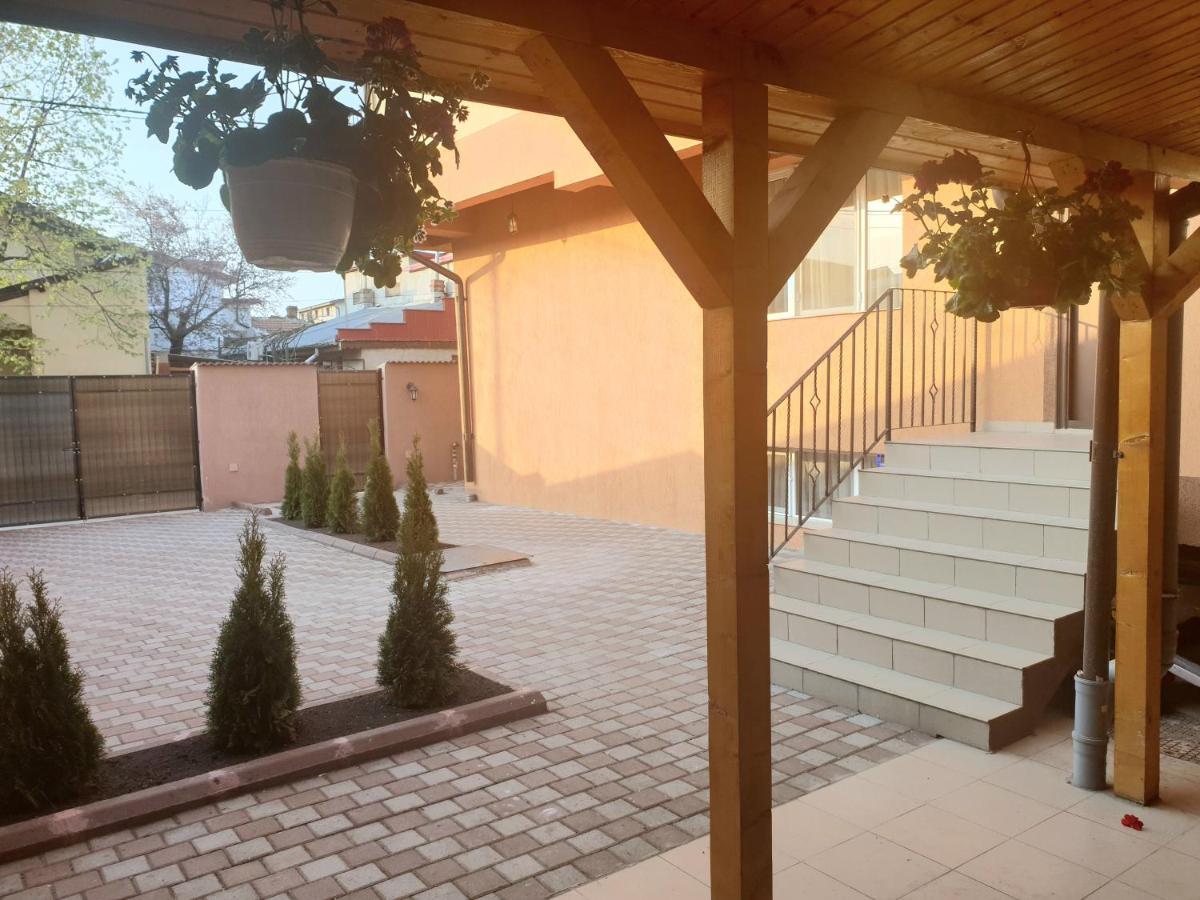 Villa Accommodation Bukarest Exterior foto